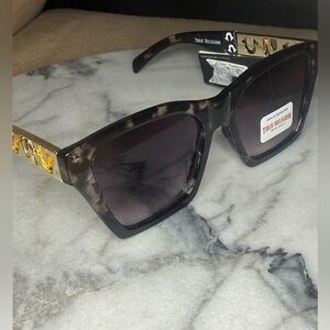 NWT True Religion Square Sunglasses Classic Gold Logo Acetate